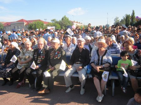 Отпраздновали по-семейному!