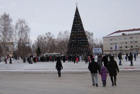 «Зажигаем» ёлку, портим праздник, закупаем алкоголь