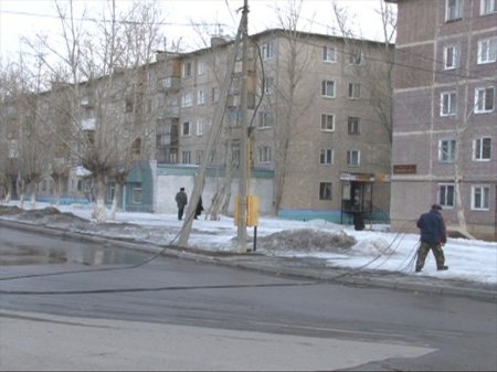 Полицейские задержали водителя, повредившего электропровод