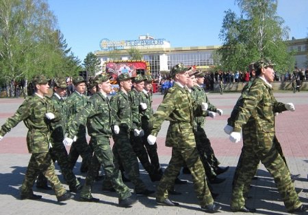 Звенит победная весна!