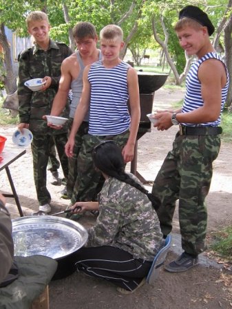 Отряд к обороне готов!