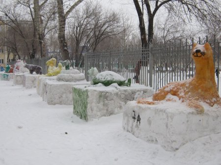 Средь новогодней кутерьмы, однажды…