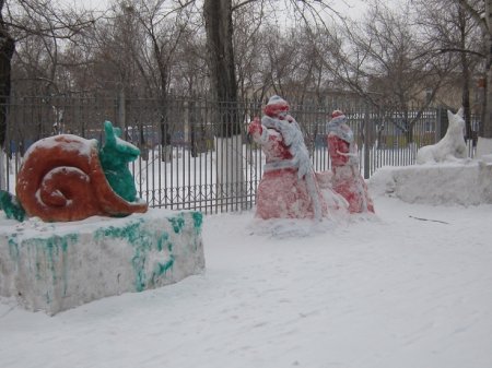 Средь новогодней кутерьмы, однажды…