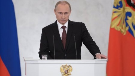 Путин: Крым должен находиться под сильным суверенитетом России