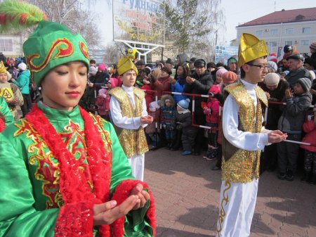 Поздравления за поздравлениями