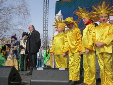 Поздравления за поздравлениями