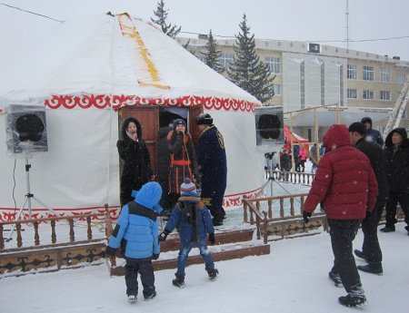 Наурыз: и снег, и солнце