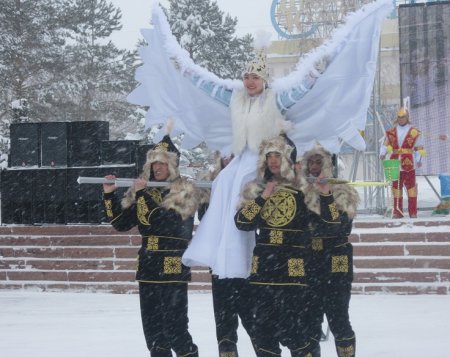 Наурыз: и снег, и солнце