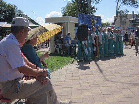 Жара и солнце не помеха