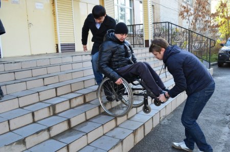 Госорганы, школы и больницы Костанайской области остаются недоступными для инвалидов