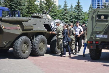 В Костанае горожанам показали спецтехнику ДВД, ДЧС и пожарных